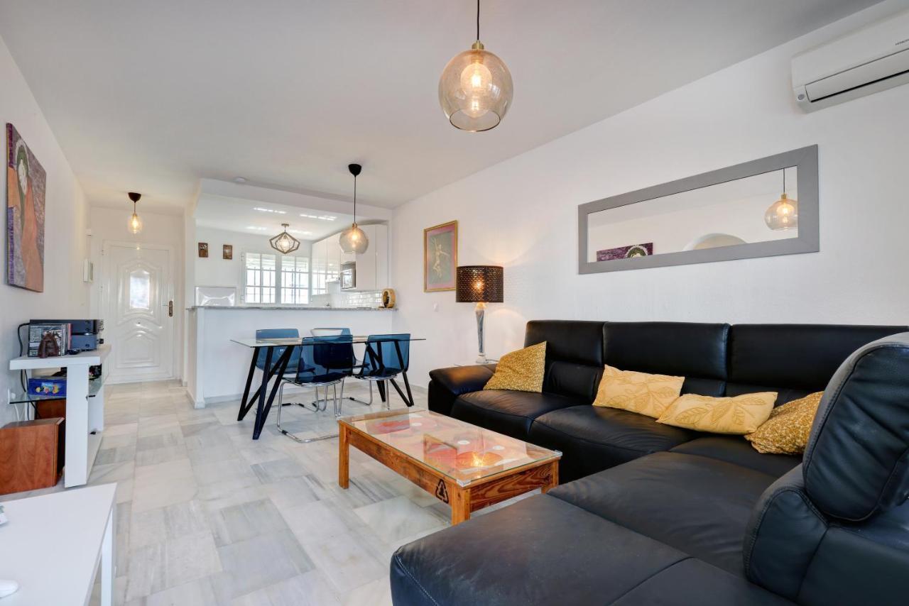 Los Flamencos Manilva Apartment ภายนอก รูปภาพ